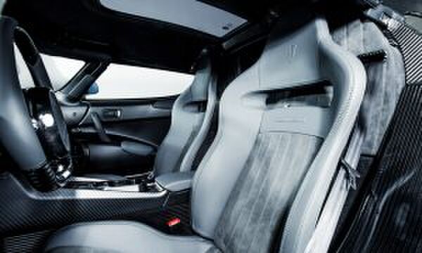 Koenigsegg Naked Carbon Regera gewoonvoorhem 6