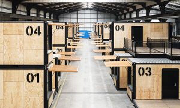 The Flying Nest Shipping Container Hotel gewoonvoorhem 2