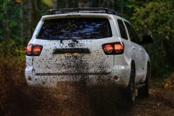 2020 Toyota Sequoia TRD Pro Gewoonvoorhem