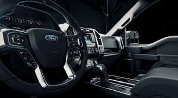 Zwarte Ford F-150 Raptor