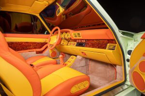 Porsche 911 Turbo S verschrikkelijk interieur