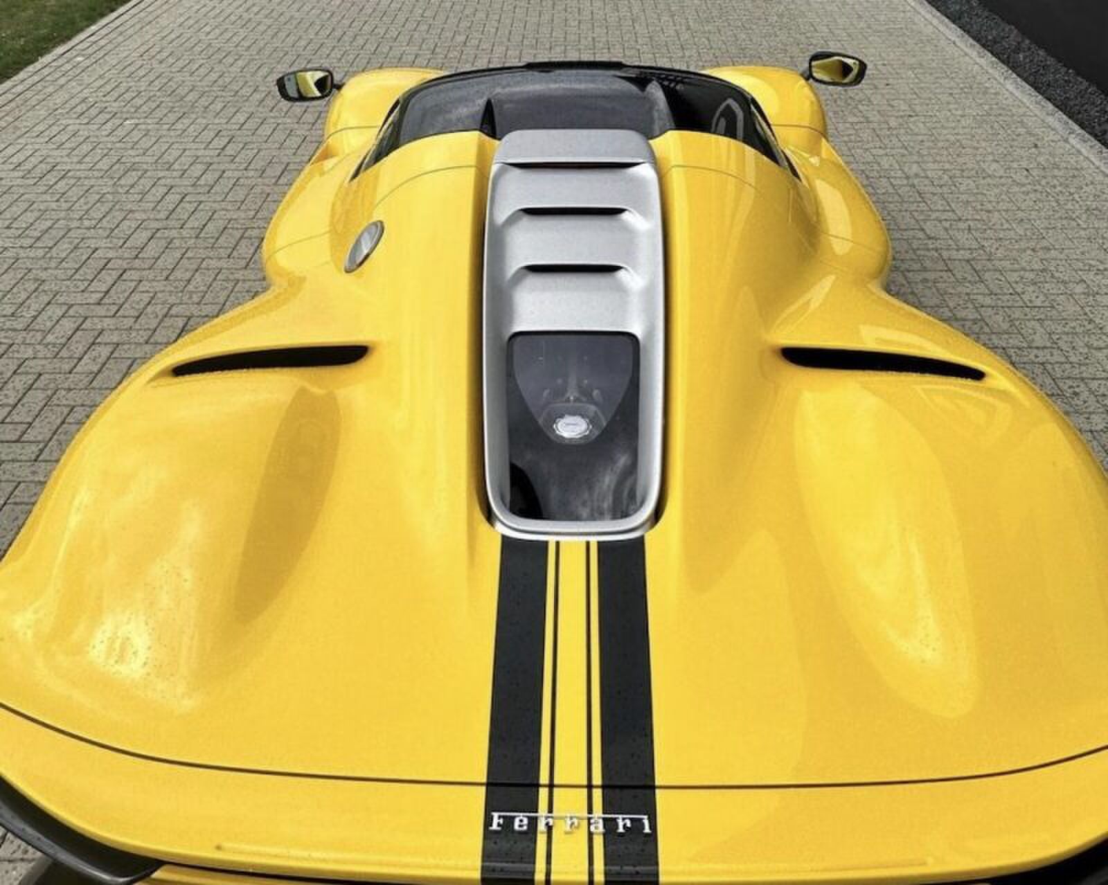 ferrari daytona sp3 nederland2