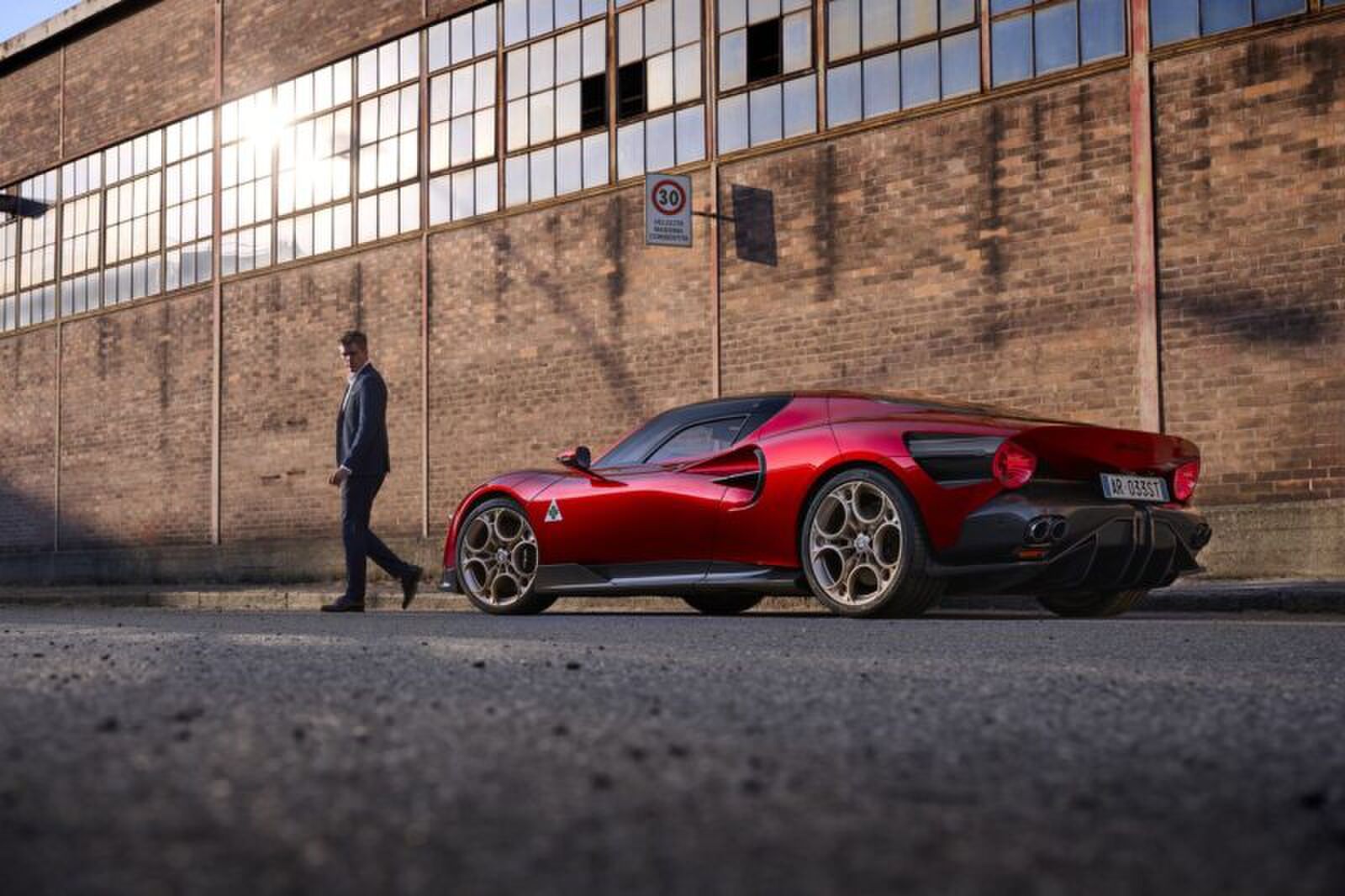 Alfa Romeo 33 Stradale