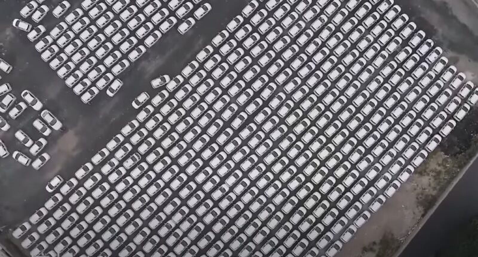 autokerkhof china 66