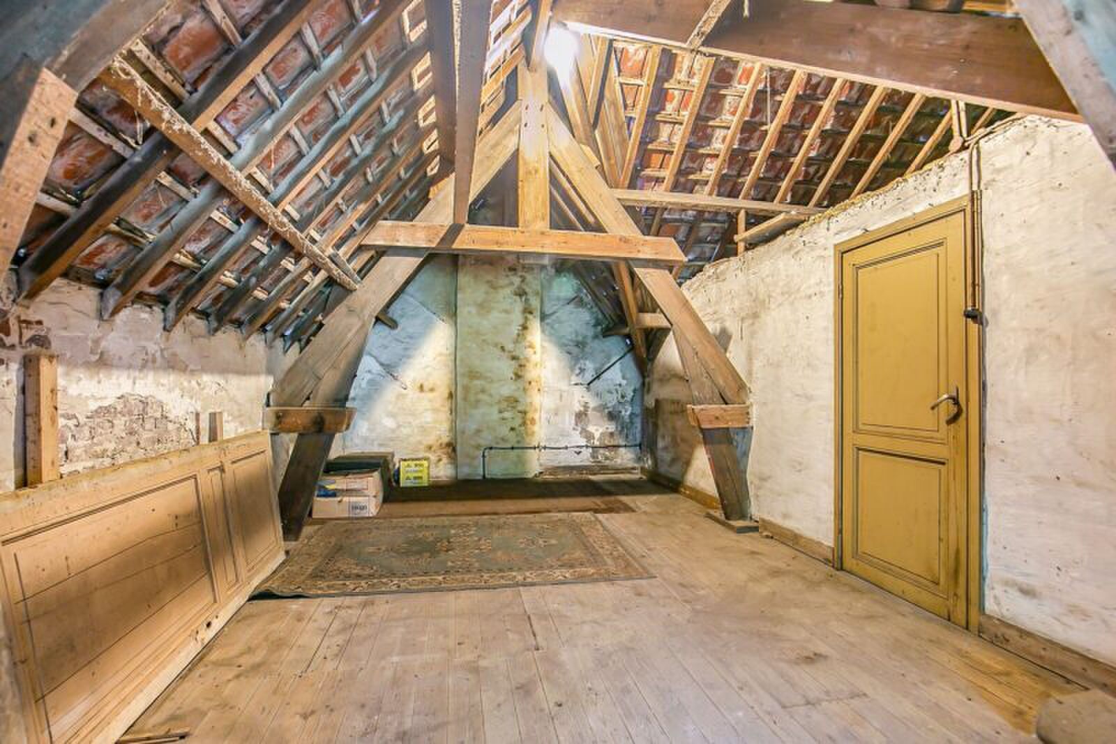 Horrorhuis trekt de aandacht op Funda