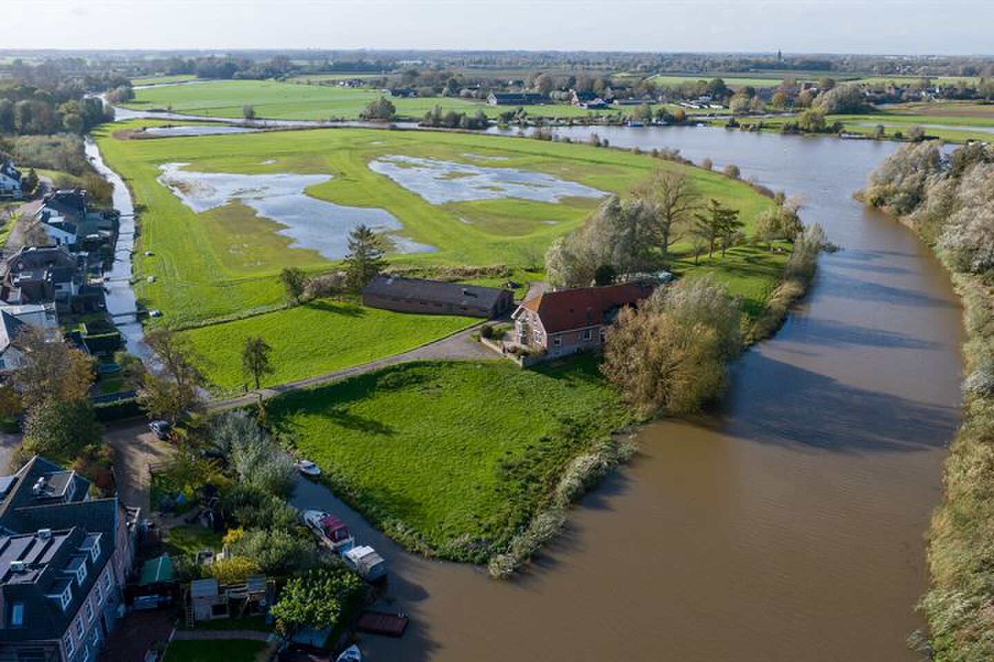 Wonen op een priv&eacute;-eiland? Koop dan dit Funda-pareltje voor 1,5 miljoen