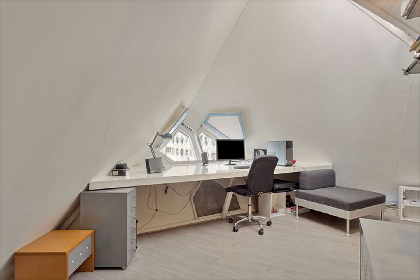 Kubuswoning te koop op Funda