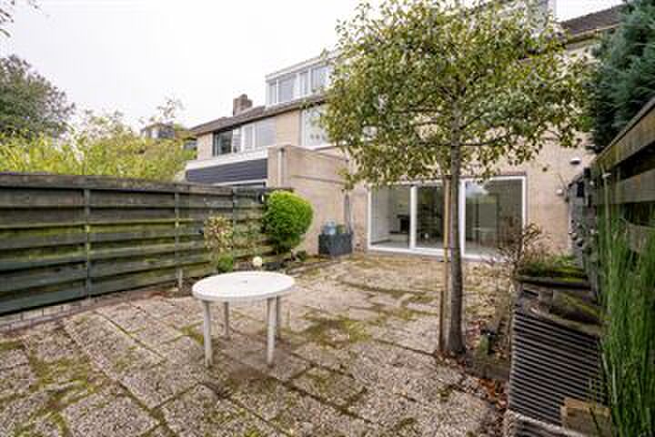 Bizarre Funda woning vol camera's en talloze stopcontacten