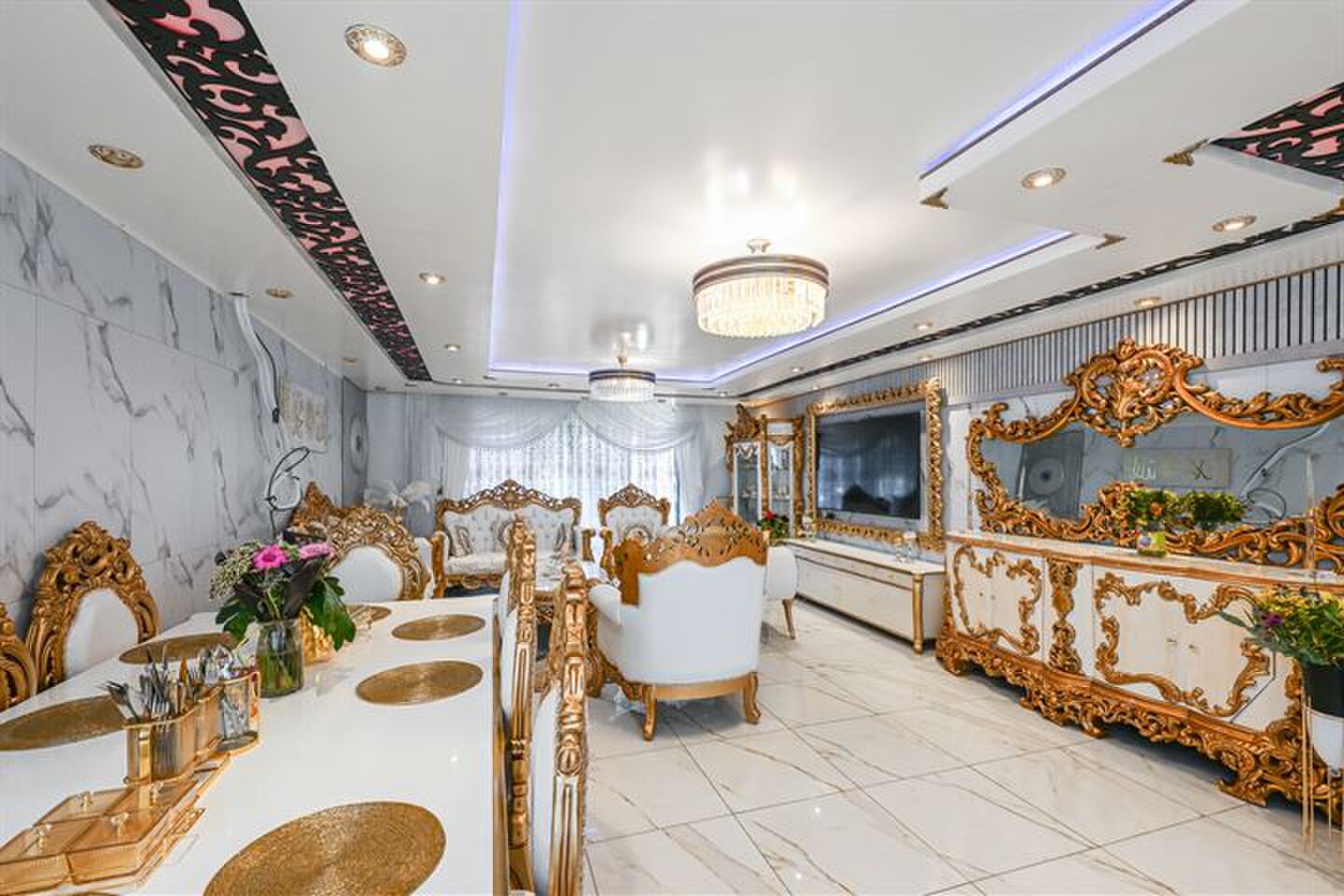 Arabische woning in Amsterdams huis