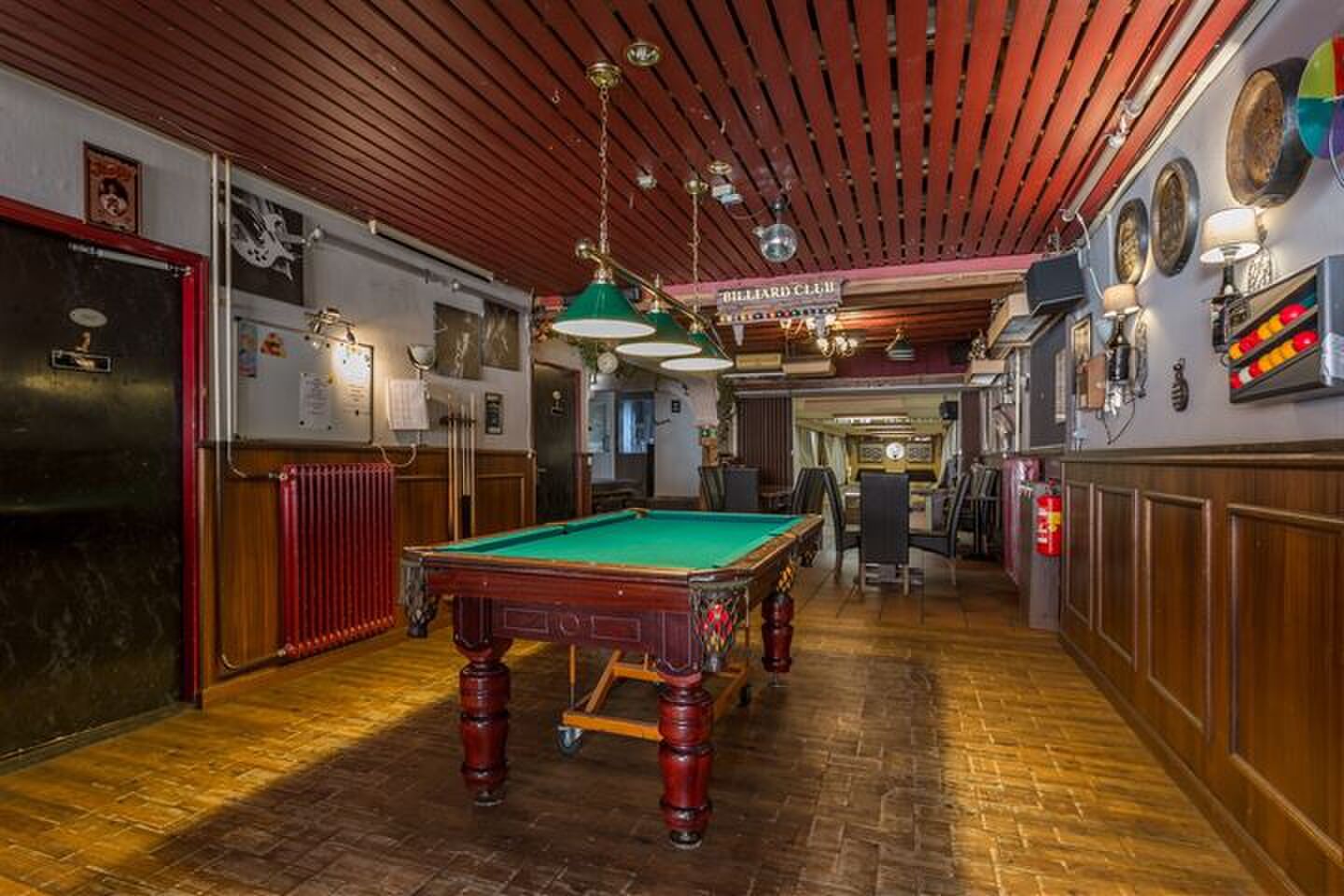 Cafepand en woning in 1 te koop op funda