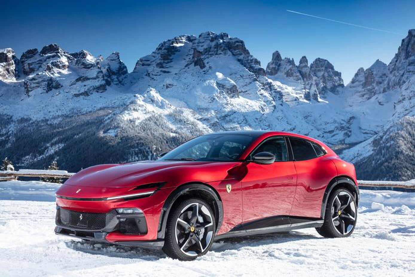 De nieuwe Ferrari Purosangue van Cristiano Ronaldo