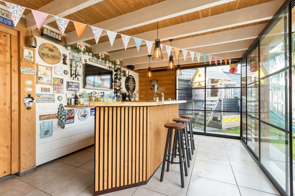 Deze vrijstaande woning in Gelderland met mancave staat te koop op Funda