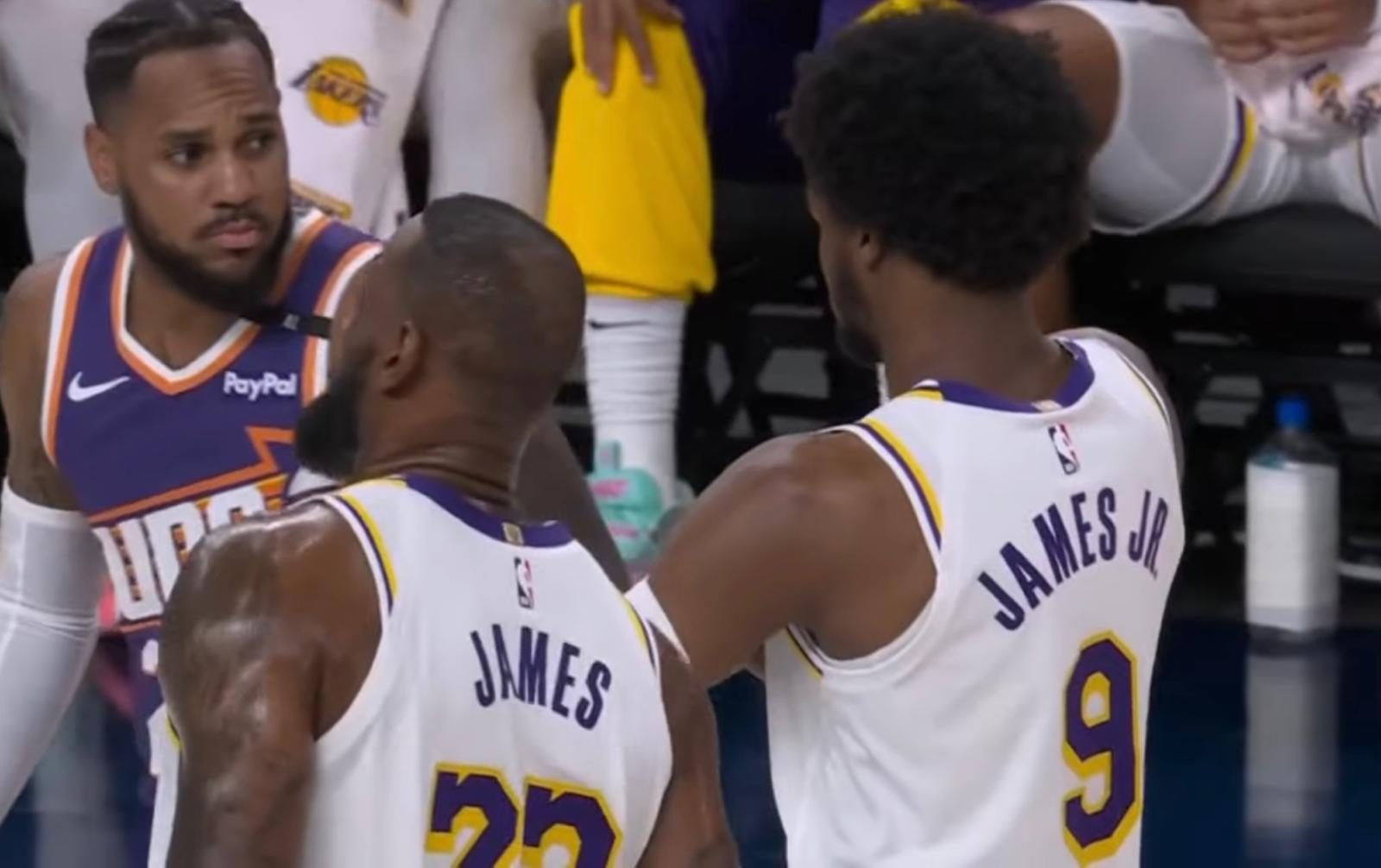 LeBron James is de eerste basketballer ooit die met zijn zoon samenspeelt