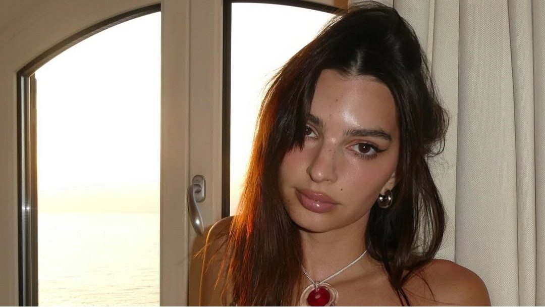 Emily Ratajkowski