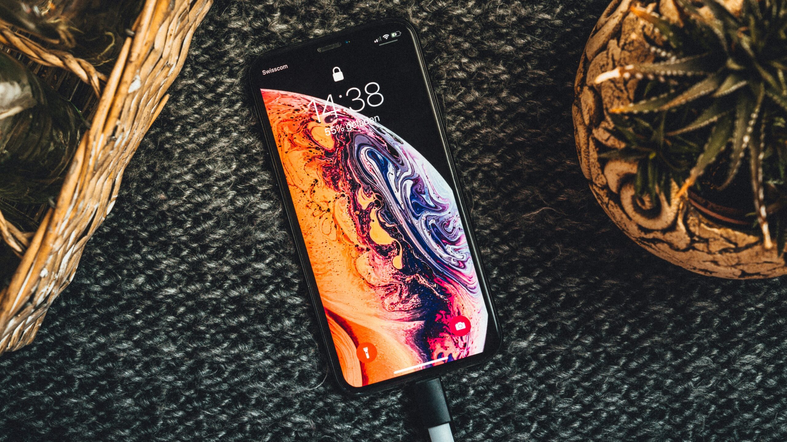 Met dit hoesje krijgt ook jouw iPhone een USB-c ingang