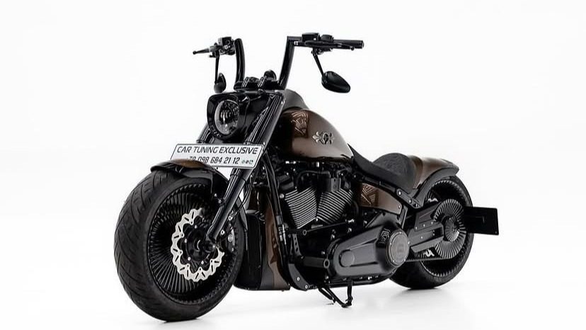 Harley Davidson BOX 39 Chrome Hearts