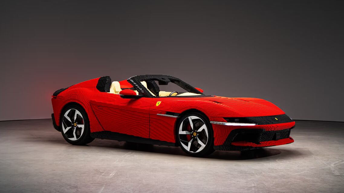 Ferrari 12Cilindri Spider van LEGO