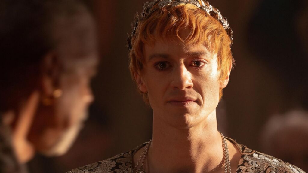 Denzel Washington and Joseph Quinn in Gladiator II