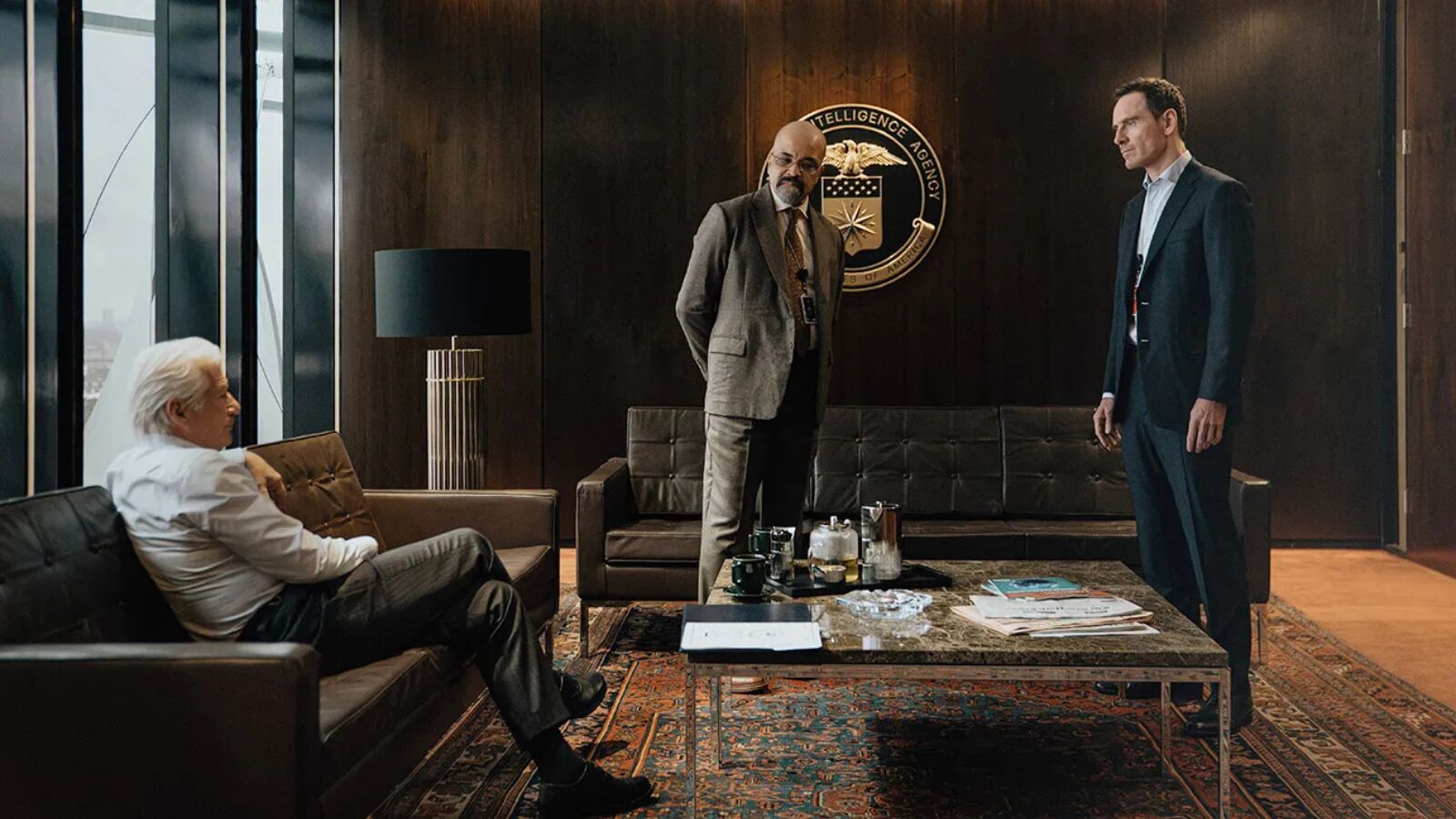 Seizoen 3: The Agency in de maak