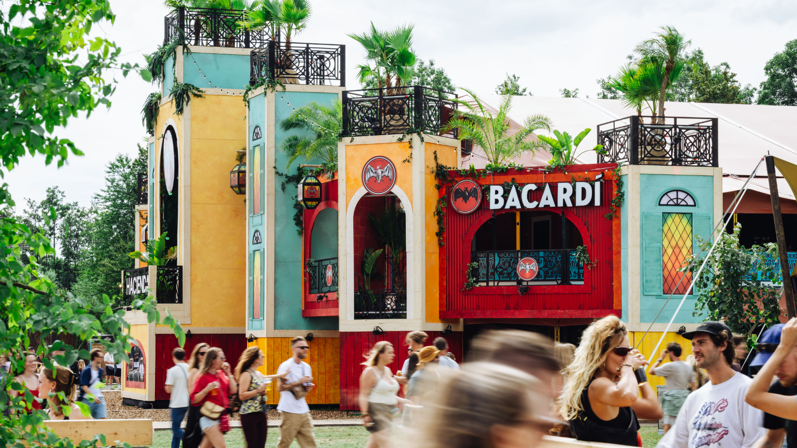 BACARDÍ Haciënda op Lowlands 2026