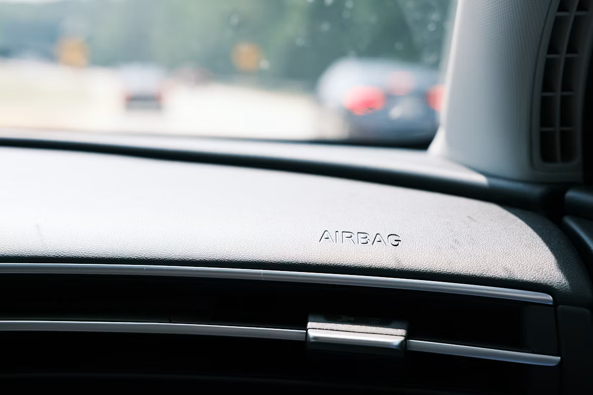 Een airbag in een dashboard