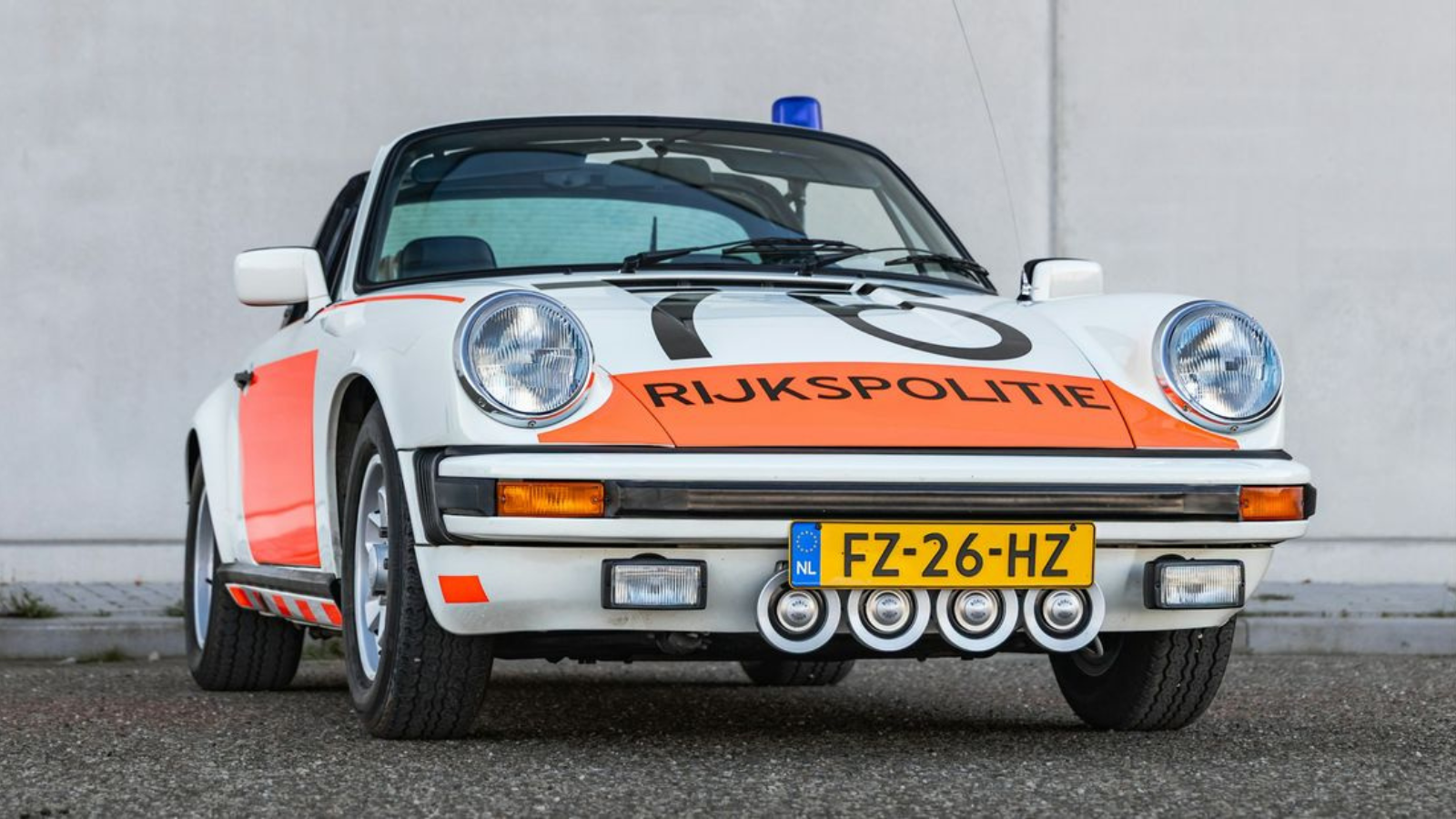Legendarische politie-Porsche wordt geveild: vorige bracht recordbedrag op