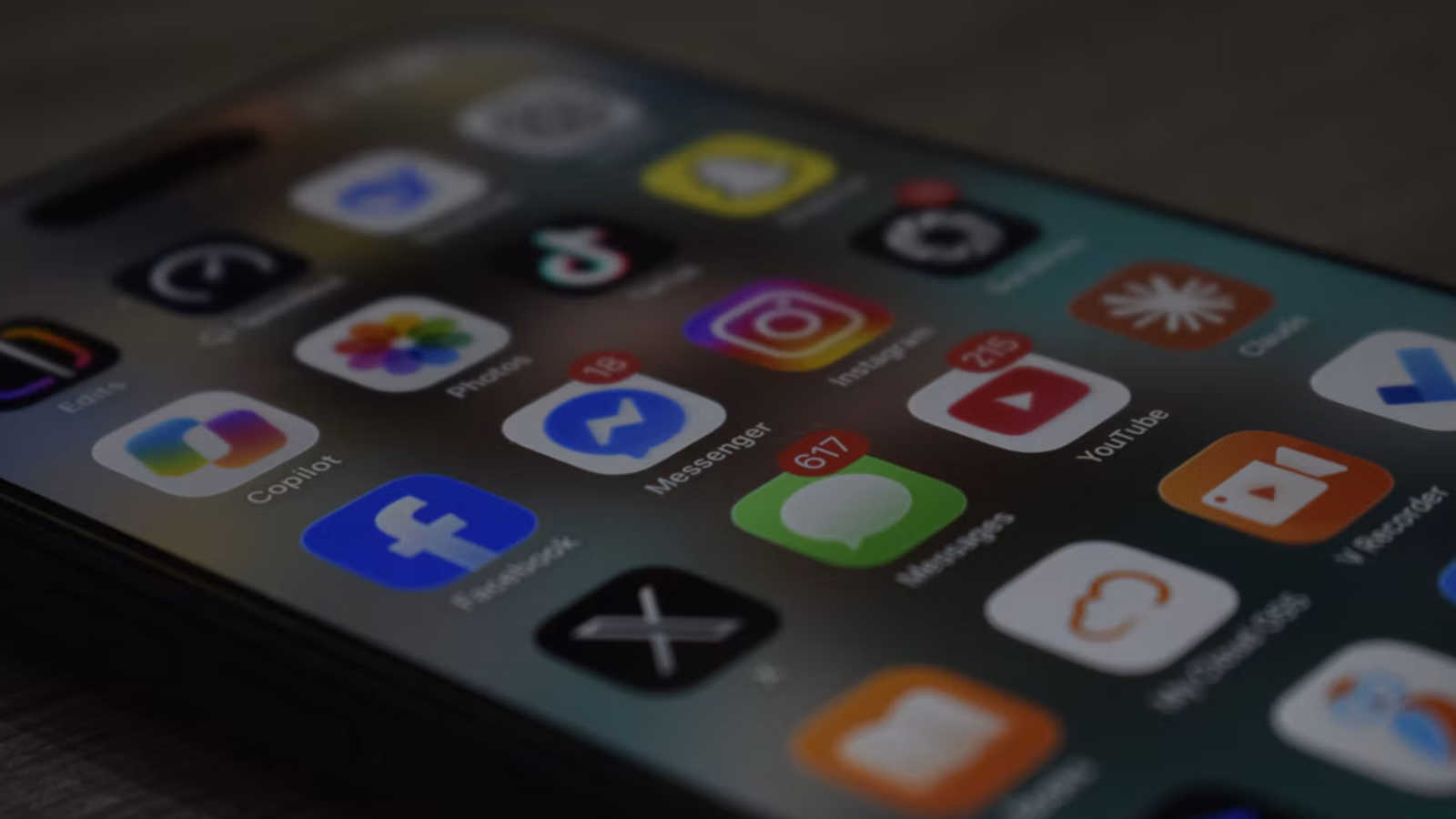 Social media werkt met een algoritme