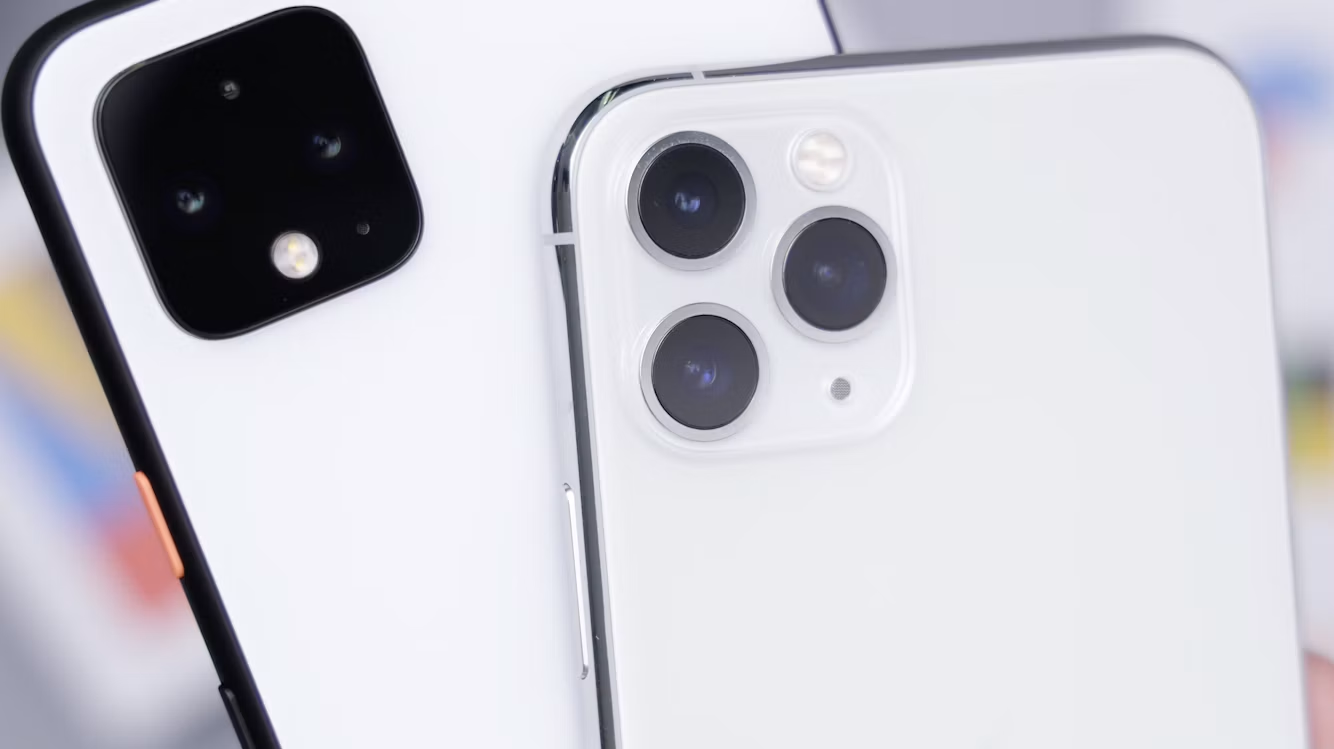 Twee telefoons vanaf de achterkant