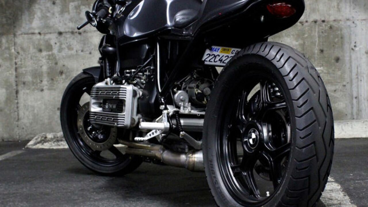 Illustratie voor: Jeff Veraldi`s Cafe racer, BMW K100