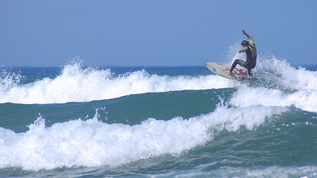 Illustratie voor: De kust van Alentejo is een paradijs voor surfers