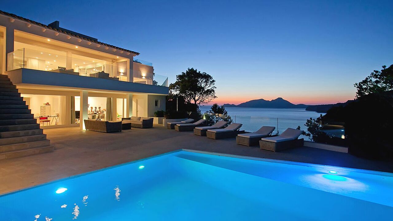 Illustratie voor: Villa met een ongelooflijk mooi uitzicht op Yacht Club Port Andratx, Mallorca
