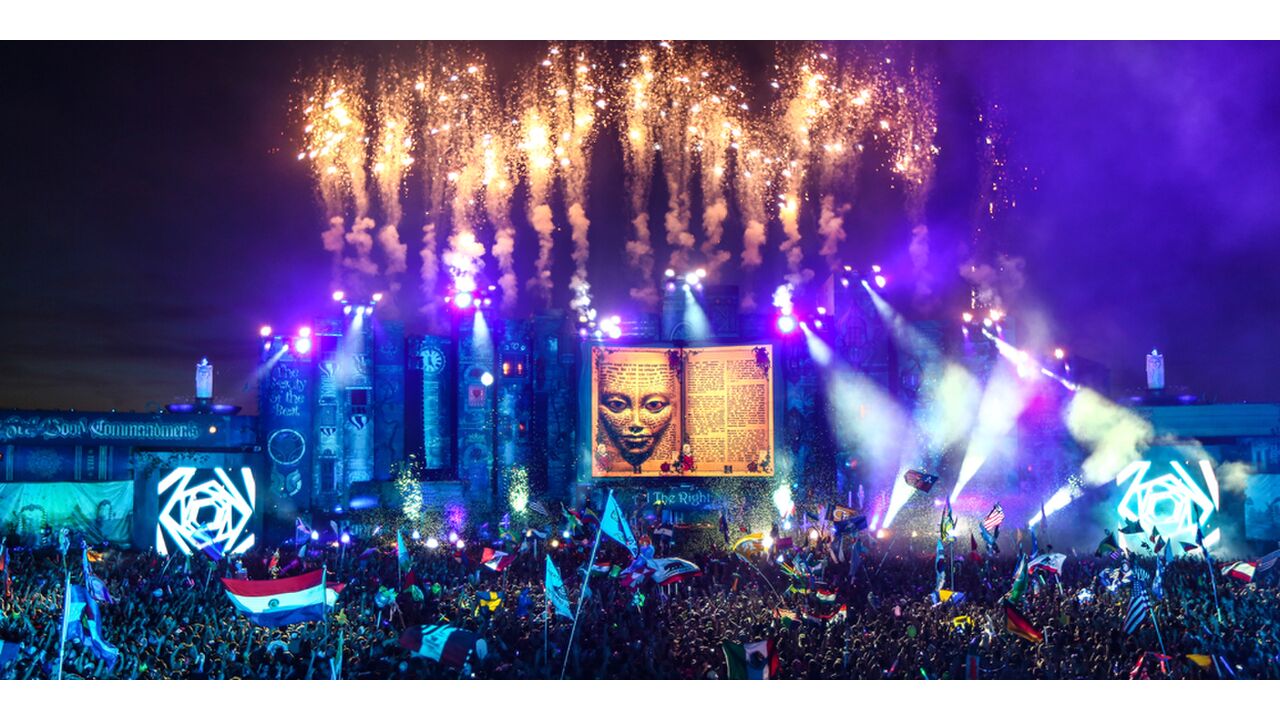 Illustratie voor: De Tomorrowland Aftermovie!