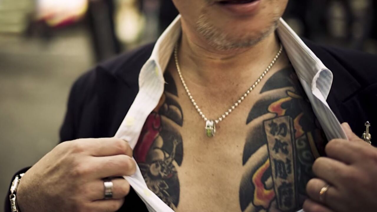 Illustratie voor: Fotograaf krijgt 2 jaar lang exclusieve toegang tot de Japanse maffia Yakuza