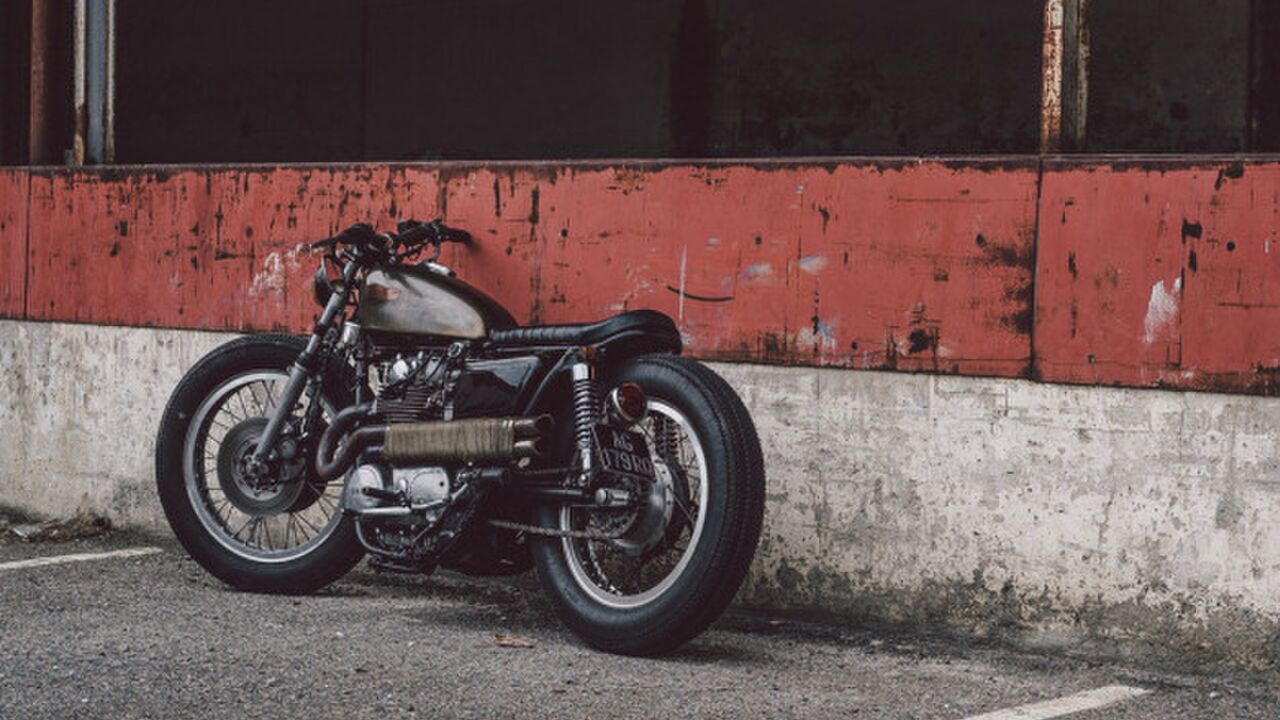 Illustratie voor: Bad to the bone! De Yamaha XS650 door Soyouz Cycles