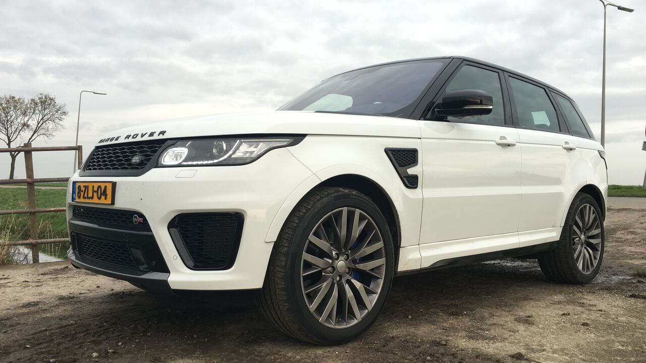 Illustratie voor: Gereden: Range Rover Sport SVR, de brute alleskunner!