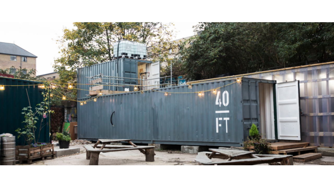 Illustratie voor: Gast bouwt mobiele bierbrouwerij van zeecontainers