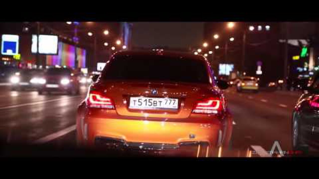 Illustratie voor: Gast drift met een BMW 1M door het centrum van Moskou
