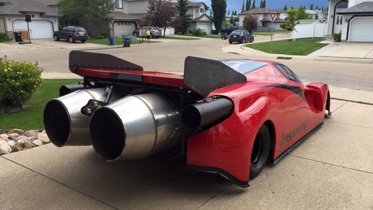 Illustratie voor: Deze Canadees heeft z’n auto uitgerust met 2 straalmotoren