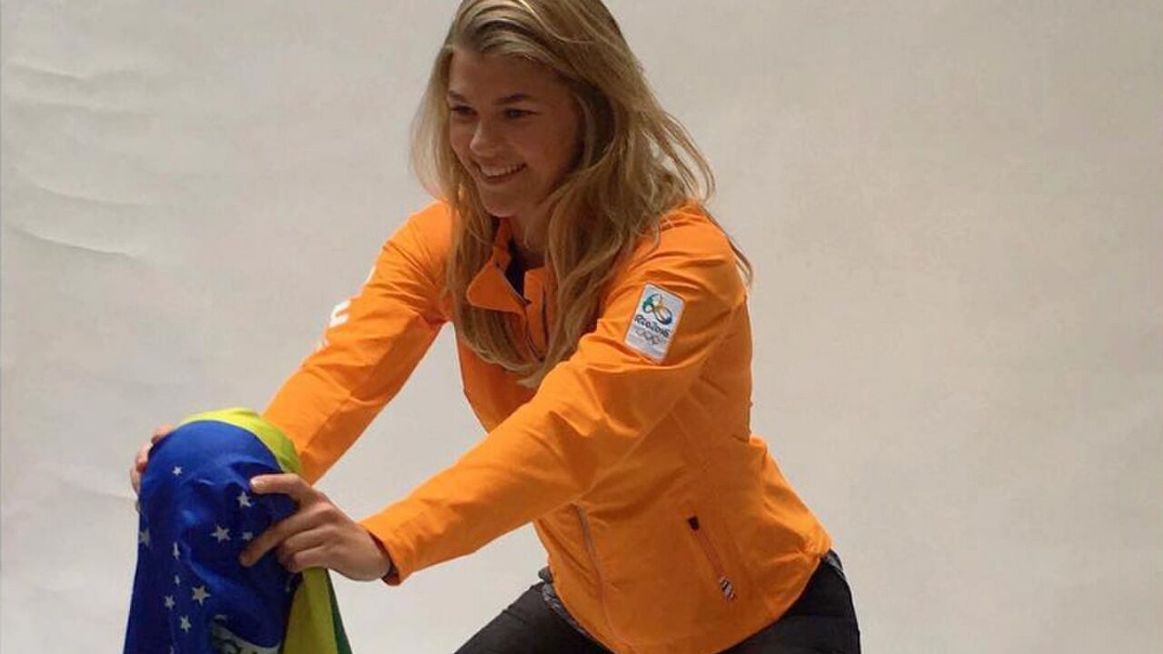Illustratie voor: De spontane keepster van het Nederlands Handbalteam: Tess Wester