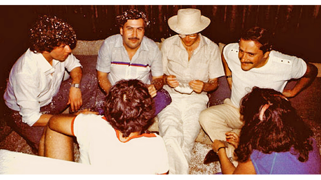 Illustratie voor: Pablo Escobar verdiende meer aan een kilo coke, dan het gemiddelde jaarsalaris
