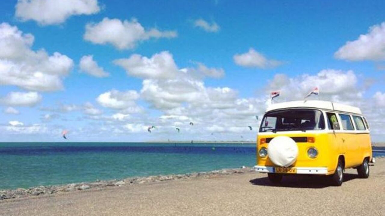 Illustratie voor: Een gave camper huren doe je via Camptoo