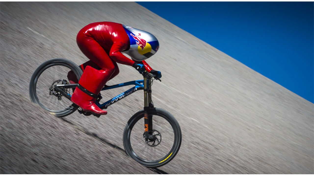 Illustratie voor: Zien: ruim 160km/u met een mountainbike