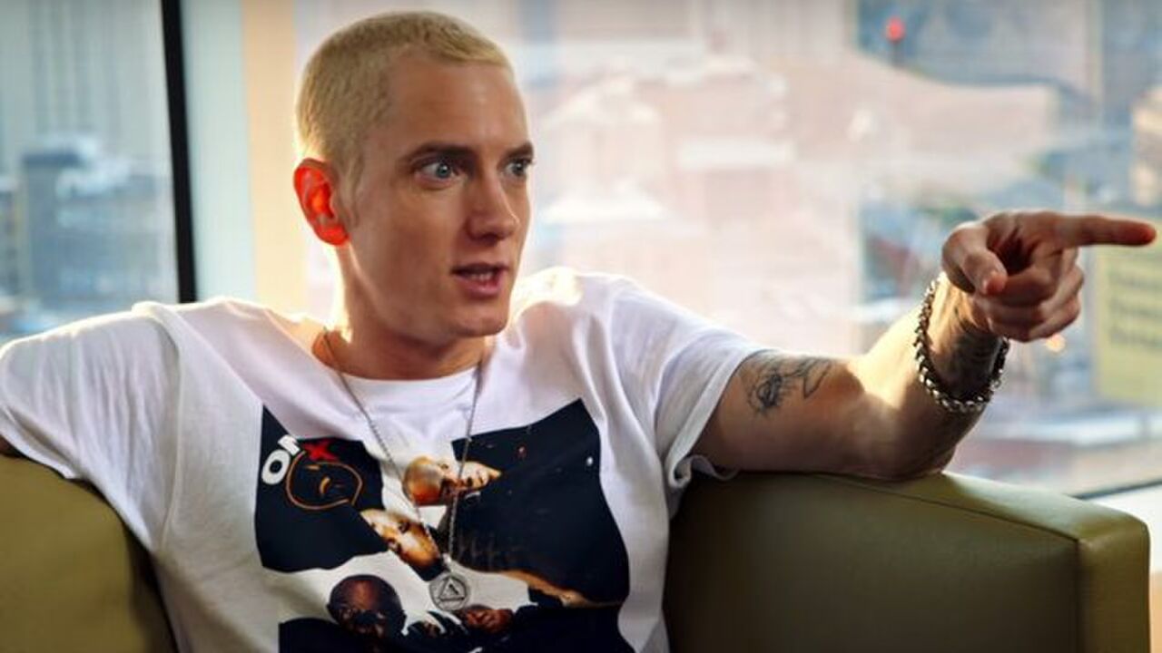 Illustratie voor: In deze brute video vertellen Dr. Dre en Eminem over hun bijzondere ontmoeting