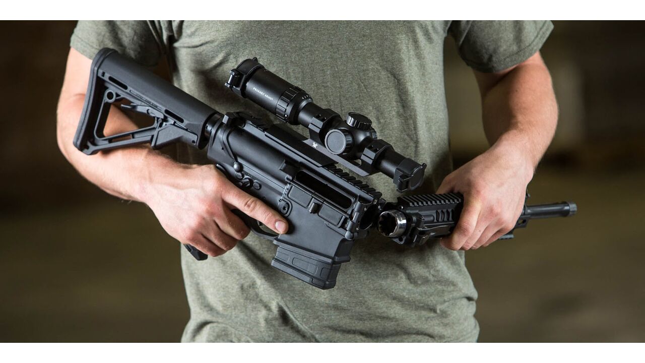 Illustratie voor: Deze opvouwbare gun is de uitvinding voor hedendaagse vuurwapens