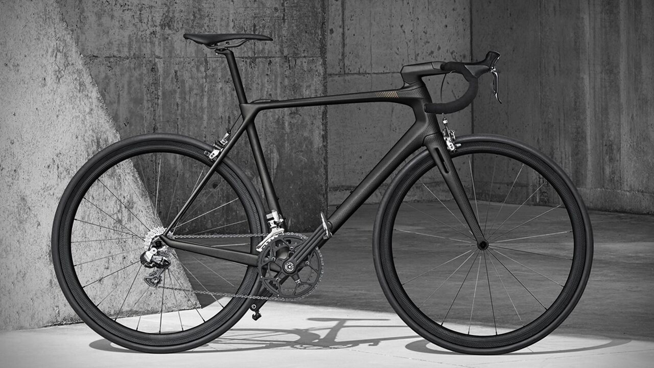 Illustratie voor: Het Franse Heroïn ontwierp een uitzonderlijk stijlvolle racefiets
