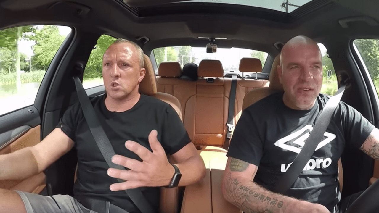 bij andy in de auto youtube
