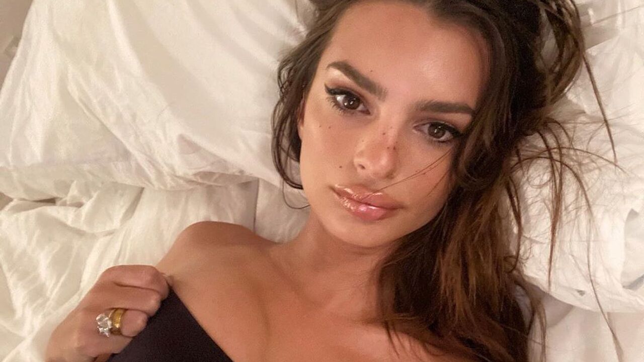 Emily Ratajkowski