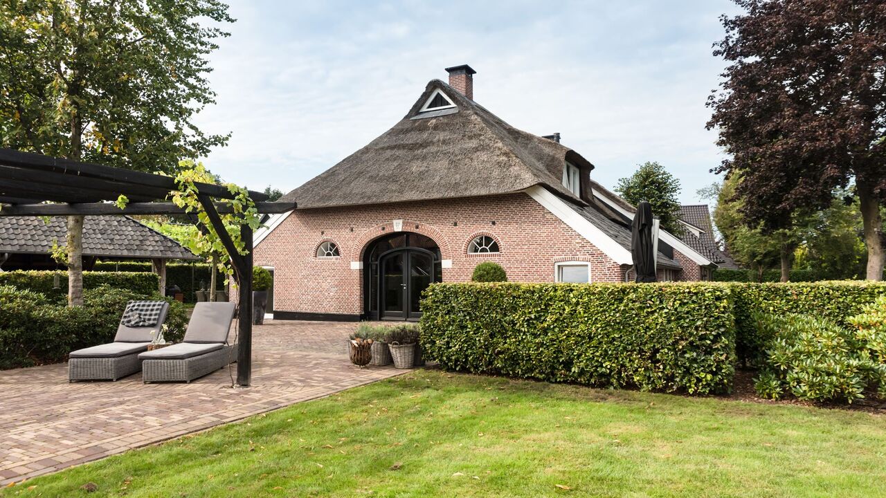 Illustratie voor: Luxe woonboerderij met moderne inrichting overtreft al jouw verwachtingen
