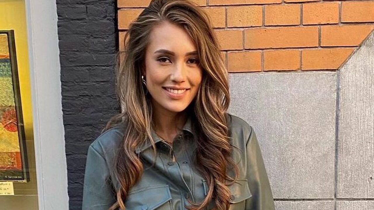 Julia Mekkes knapste advocate van Nederland en ex van Dave Roelvink