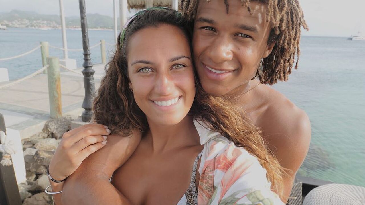 vriendin Nathan Aké